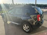 Usado Dacia Duster Lauréate 85 CV (62 kW) 2010 Negro SUV