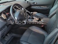 Usado Peugeot 3008 Crossway 120 CV (88 kW) 2016 Gris / plata Berlina