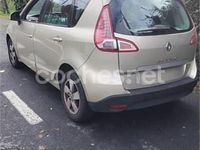 Usado Renault Scénic III Dynamique 110 CV (80 kW) 2011 Beige Monovolumen