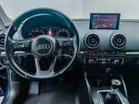 Usado Audi A3 Sport 110 CV (80 kW) 2016 Azul Berlina