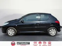 Usado Peugeot 206 58 CV (42 kW) 2011 Negro Berlina