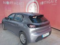 Usado Peugeot 208 Active 100 CV (73 kW) 2021 Gris / plata Utilitario