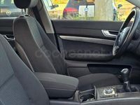 Usado Audi A6 177 CV (130 kW) 2004 Gris / plata Berlina