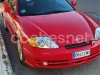 Usado Hyundai Coupé 143 CV (105 kW) 2003 Rojo Coupe