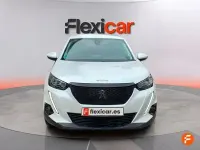 Usado Peugeot 2008 Active 100 CV (73 kW) 2021 Blanco SUV