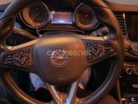 Usado Opel Astra Dynamic 110 CV (80 kW) 2017 Gris / plata Berlina