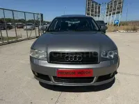 Usado Audi A4 Premium 163 CV (119 kW) 2003 Gris / plata Familiar
