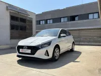 Usado Hyundai i20 79 CV (58 kW) 2025 Blanco Utilitario