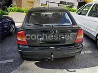 Usado Opel Astra Comfort 100 CV (73 kW) 2001 Verde Berlina