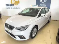 Usado Seat Ibiza Style Plus 110 CV (80 kW) 2022 Blanco Utilitario