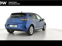 Begagnad Renault Clio V Evolution 101 HK (74 kW) 2025 Blå Sedan
