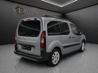 Usado Citroën Berlingo PureTech 110 CV (80 kW) 2018 Gris / plata Monovolumen