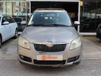 Usado Skoda Roomster Fun 105 CV (77 kW) 2008 Gris Monovolumen