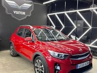 Usado Kia Stonic 120 CV (88 kW) 2018 Rojo SUV