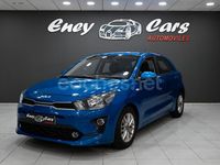 Usado Kia Rio 84 CV (61 kW) 2023 Azul Berlina