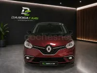 Usado Renault Scénic Zen 130 CV (95 kW) 2017 Rojo Monovolumen