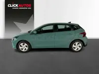 Usado Hyundai i20 84 CV (61 kW) 2024 Verde Utilitario