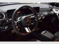 Usado Mercedes CLA250e Shooting Brake 218 CV (160 kW) 2024 Gris Familiar