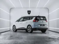 Usado Renault Grand Scénic IV Zen 140 CV (102 kW) 2018 Blanco Monovolumen