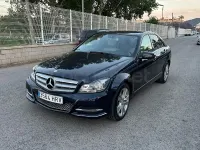 Usado Mercedes C200 Edition 136 CV (100 kW) 2013 Azul Berlina