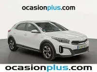 Usado Kia XCeed 136 CV (100 kW) 2022 Blanco SUV