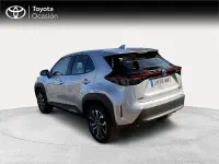 Usado Toyota Yaris Cross Active 116 CV (85 kW) 2024 Gris / plata SUV