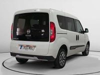 Usado Fiat Doblò Trekking 121 CV (88 kW) 2022 Blanco Monovolumen