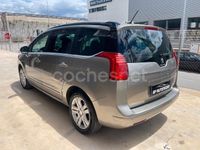 Usado Peugeot 5008 Style 120 CV (88 kW) 2016 Beige Monovolumen