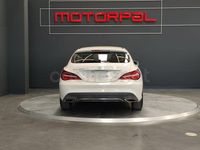 Usado Mercedes CLA200 Shooting Brake 136 CV (100 kW) 2016 Blanco Familiar