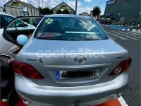 Usado Toyota Corolla Sol 126 CV (92 kW) 2009 Gris / plata Berlina