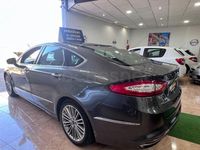 Usado Ford Mondeo Vignale 187 CV (137 kW) 2021 Gris / plata Berlina