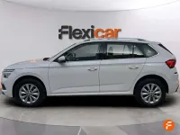 Usado Skoda Kamiq Ambition 110 CV (80 kW) 2021 Blanco SUV