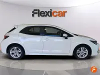 Używany Toyota Corolla Active 122 KM (89 kW) 2020 Biały