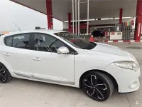 Usado Renault Mégane III Dynamique 105 CV (77 kW) 2009 Blanco Berlina