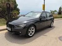 Usado BMW 318 143 CV (105 kW) 2014 Negro Familiar