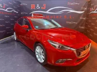 Usado Mazda 3 Luxury 120 CV (88 kW) 2017 Rojo Berlina