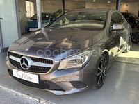 Usado Mercedes CLA200 Urban 156 CV (114 kW) 2014 Gris / plata Berlina