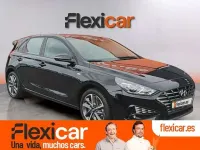 Usado Hyundai i30 110 CV (80 kW) 2023 Negro Utilitario