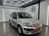 Usado Citroën C3 75 CV (55 kW) 2005 Plateado Utilitario