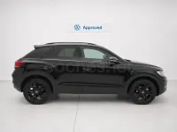Usado VW T-Roc 116 CV (85 kW) 2025 Negro SUV