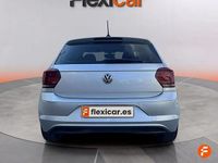 Usado VW Polo Advance 95 CV (69 kW) 2021 Gris / plata Berlina