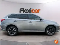 Usado Mitsubishi Outlander P-HEV 203 CV (149 kW) 2017 Gris SUV
