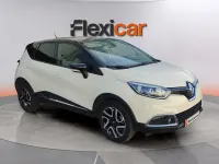 Usado Renault Captur Zen 120 CV (88 kW) 2017 Beige SUV