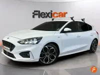 Usado Ford Focus ST-Line 125 CV (91 kW) 2020 Blanco Berlina