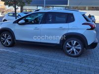 Usado Peugeot 2008 Allure 120 CV (88 kW) 2017 Blanco SUV