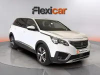 Usado Peugeot 5008 Allure 131 CV (96 kW) 2018 Blanco SUV