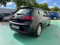 Usado Seat Leon Style 105 CV (77 kW) 2010 Negro Utilitario