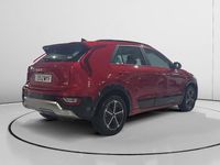 Usado Kia Niro 131 CV (96 kW) 2025 Rojo SUV