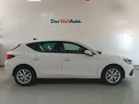 Usado Seat Leon Style 116 CV (85 kW) 2025 Blanco Berlina