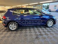 Usado VW Golf VII 115 CV (84 kW) 2019 Azul Berlina